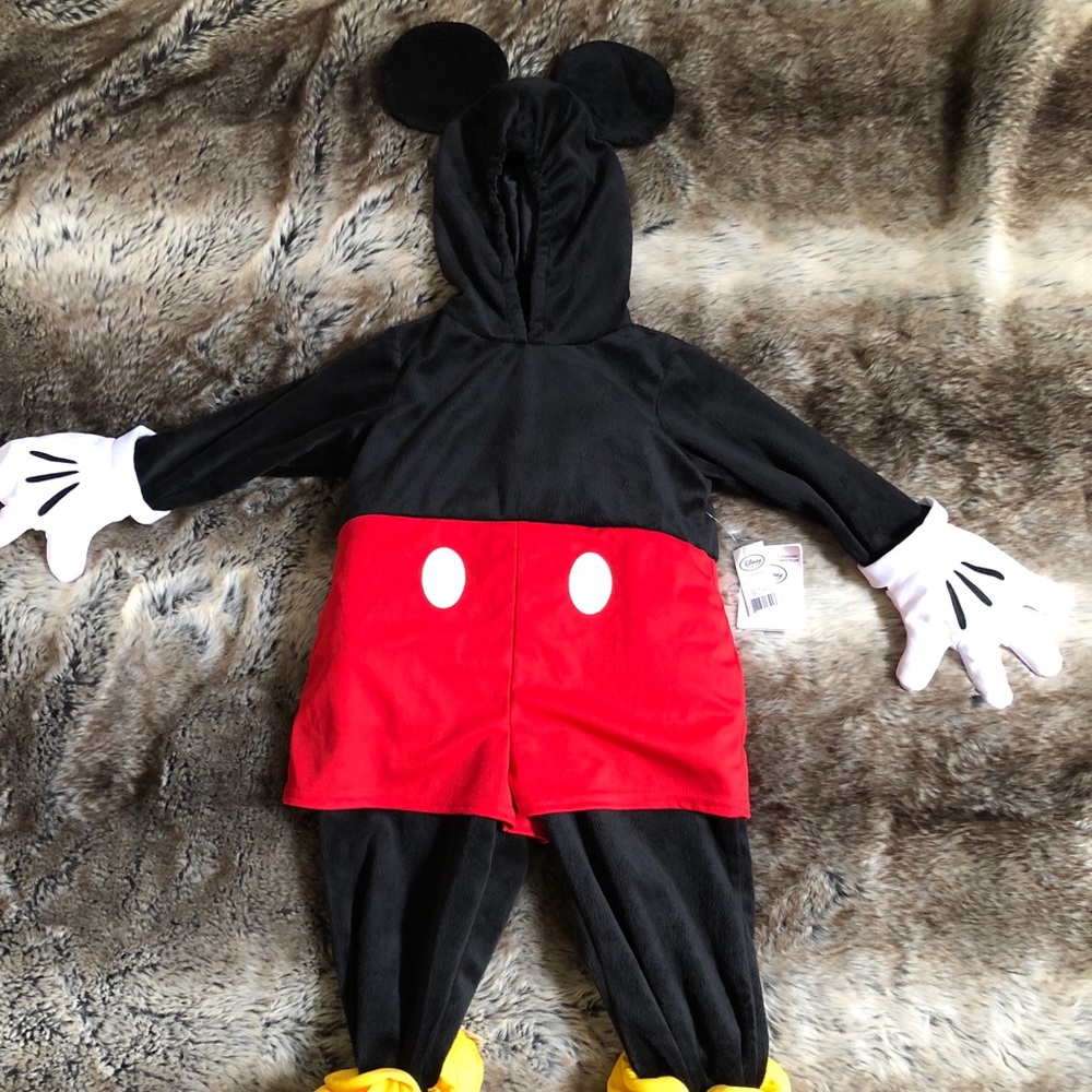 New Mickey Mouse Costume. Never been worn.